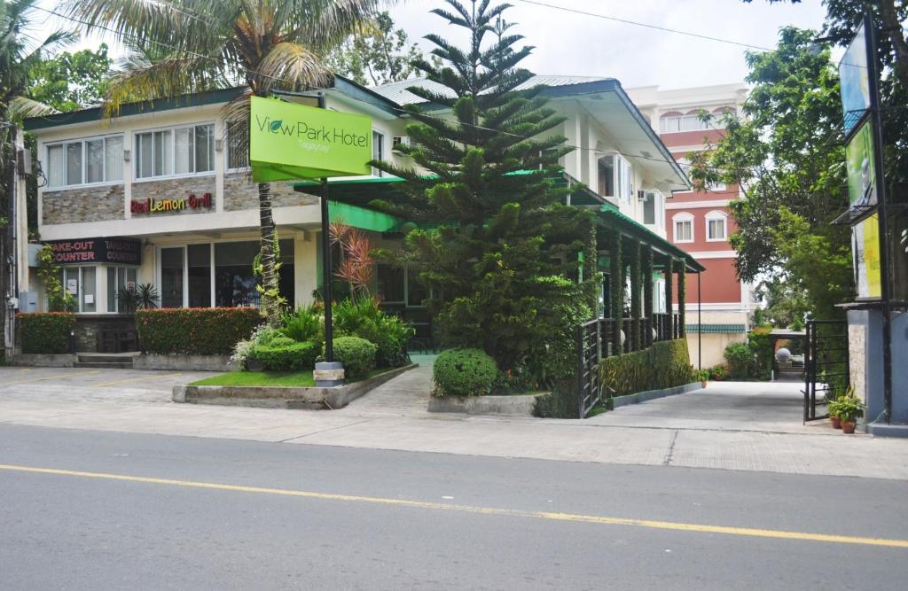 טגאיטאי Viewpark Hotel Tagaytay מראה חיצוני תמונה