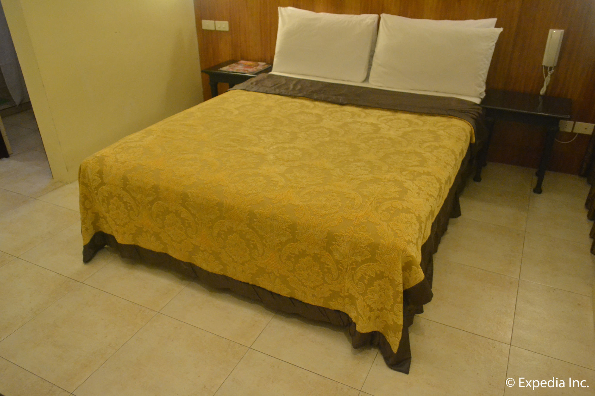 טגאיטאי Viewpark Hotel Tagaytay מראה חיצוני תמונה