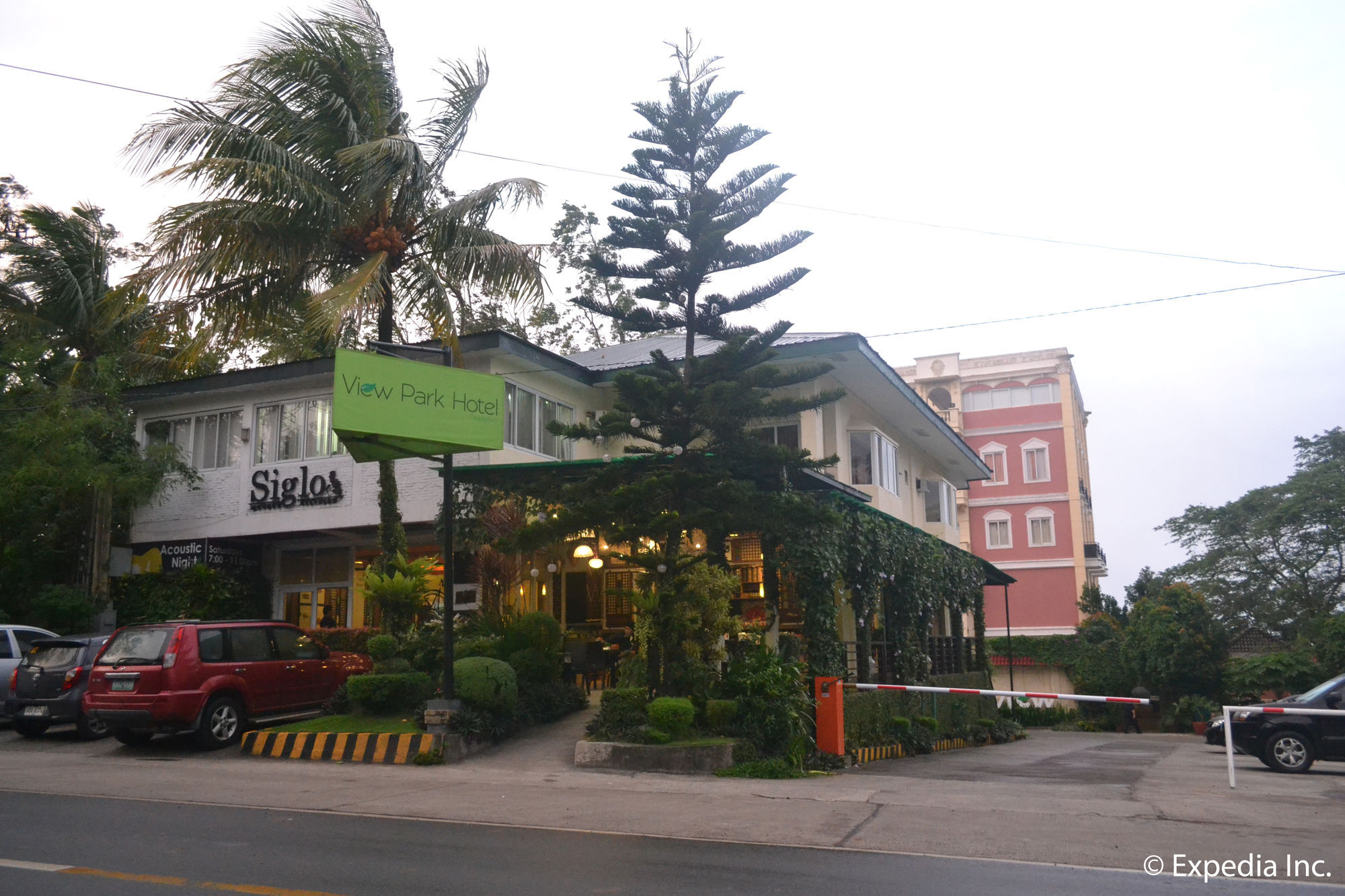 טגאיטאי Viewpark Hotel Tagaytay מראה חיצוני תמונה