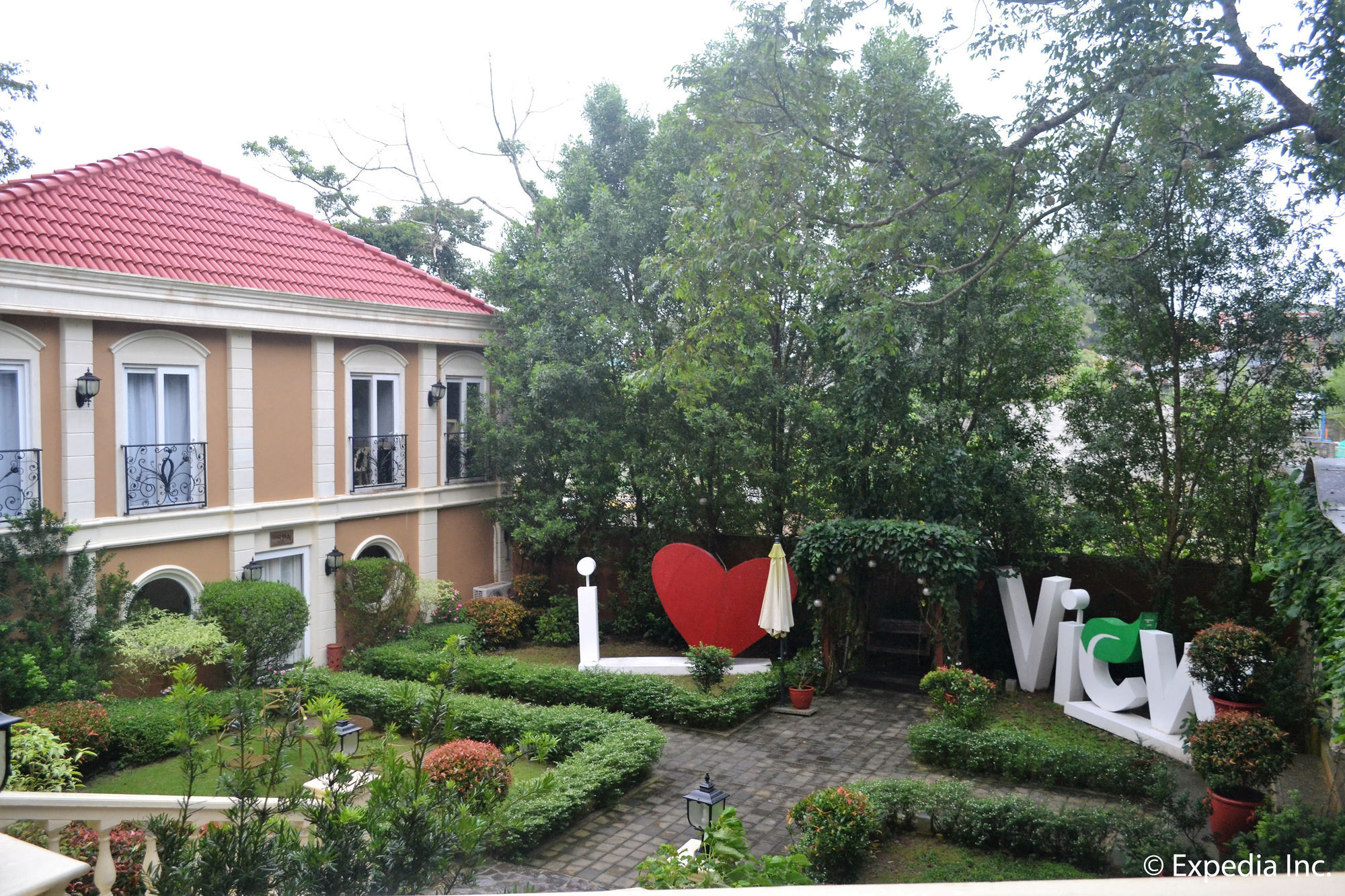 טגאיטאי Viewpark Hotel Tagaytay מראה חיצוני תמונה