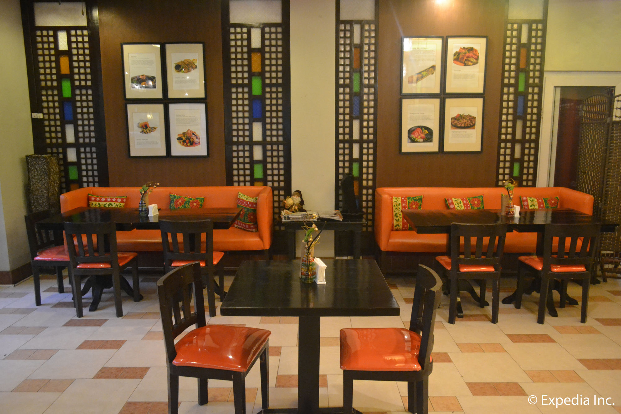 טגאיטאי Viewpark Hotel Tagaytay מראה חיצוני תמונה