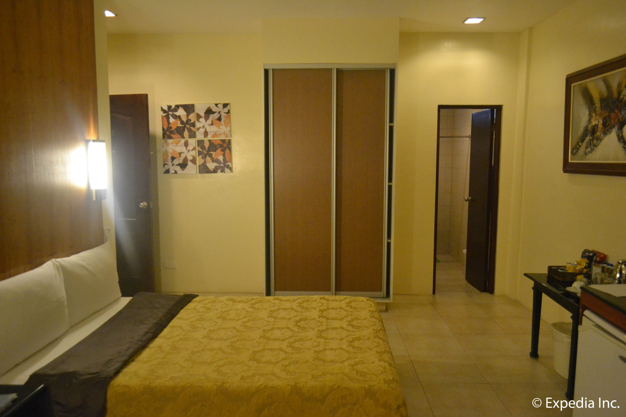 טגאיטאי Viewpark Hotel Tagaytay מראה חיצוני תמונה